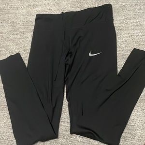 black nike leggings
